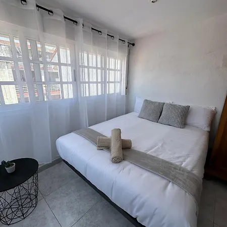 Atico En El Centro De Appartamento *